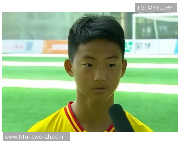 楠哥足球之路:从草根到球场传奇的奋斗与梦想 楠哥足球之路:从草根到球场传奇的奋斗与梦想