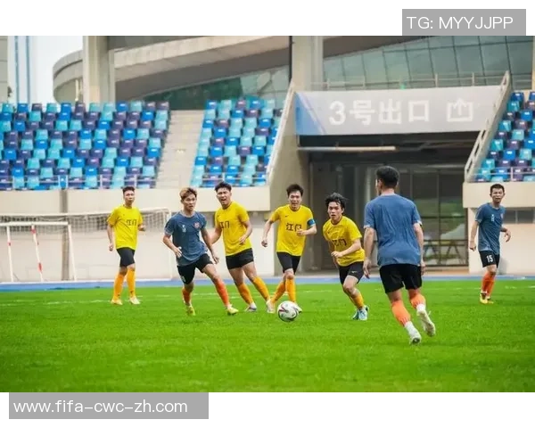 超级足球好友的激情对决与友谊赛场上的精彩瞬间 超级足球好友的激情对决与友谊赛场上的精彩瞬间