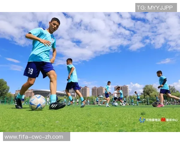 足球小将吉他：在绿茵场上奏响梦想的旋律与激情